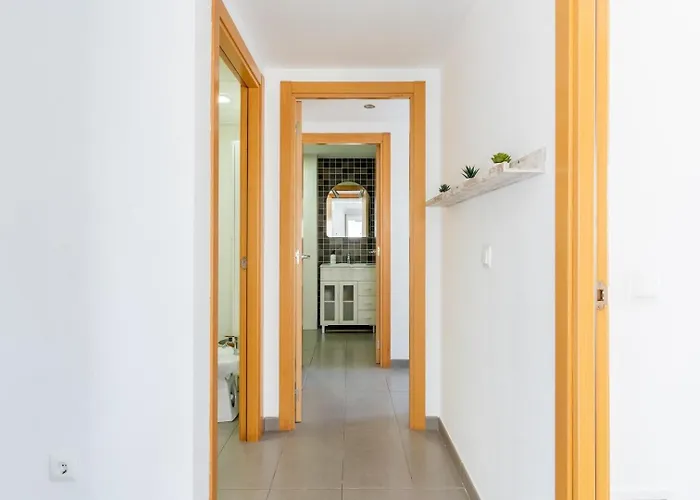 Modern Apartment: Moncofa Beachside Oasis Moncófar