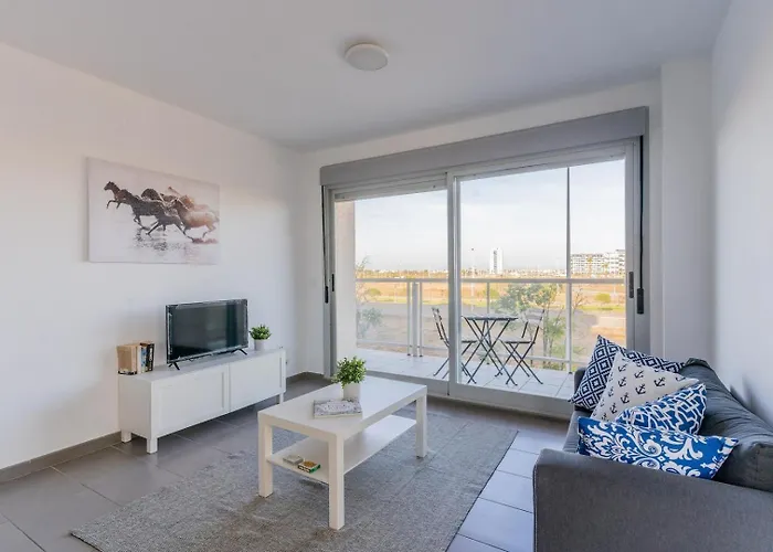 Appartement Modern Apartment: Moncofa Beachside Oasis