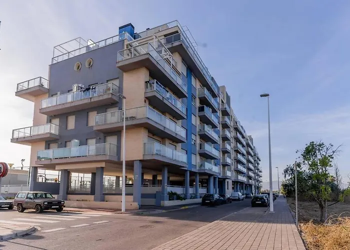Modern Apartment: Moncofa Beachside Oasis Appartement *