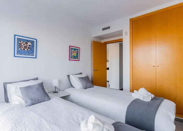Modern Apartment: Moncofa Beachside Oasis Appartement *