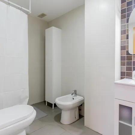 Modern Apartment: Moncofa Beachside Oasis Apartment *